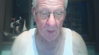 Bilouttelove live cam on Cam4
