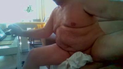 Bioldy6 live cam on Cam4