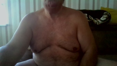 Bioldy6 live cam on Cam4