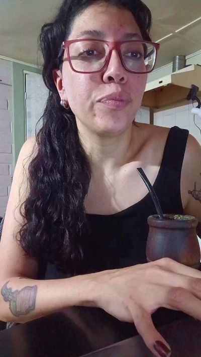 BirdMadGirlx live cam on Cam4