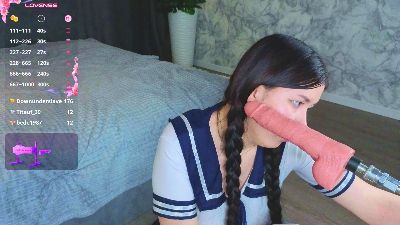 BirdOfDebau live cam on Cam4