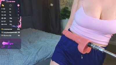 BirdOfDebau live cam on Cam4