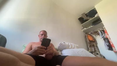 Bireel8225 live cam on Cam4