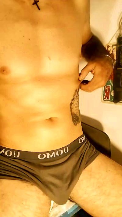 Biricchino1976 live cam on Cam4