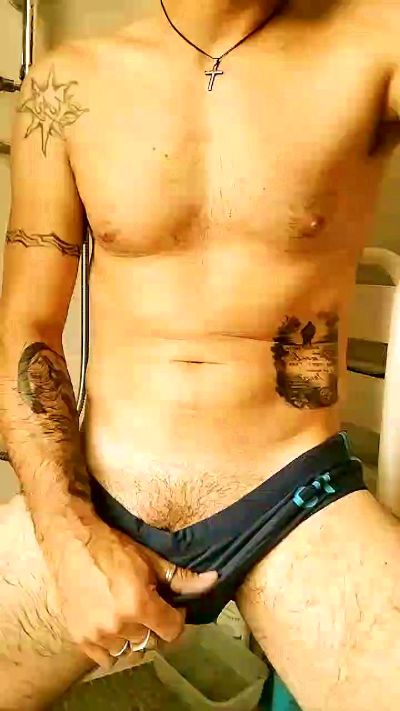 Biricchino1976 live cam on Cam4