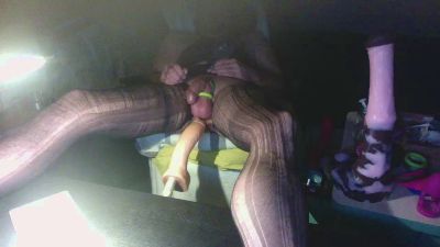 Bisex573 live cam on Cam4