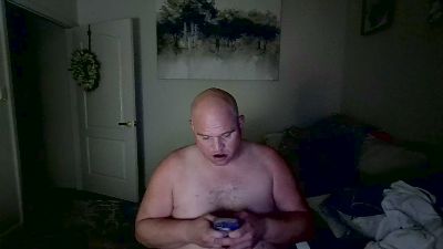 Bistraightguy69 live cam on Cam4