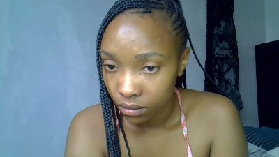 Bitchy_bae live cam on Cam4