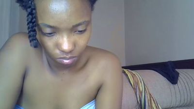 Bitchy_bae live cam on Cam4