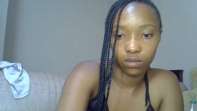 Bitchy_bae live cam on Cam4