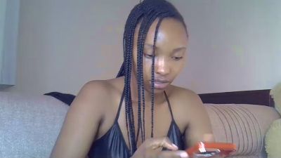 Bitchy_bae live cam on Cam4