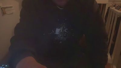 Bizzyjustin live cam on Cam4