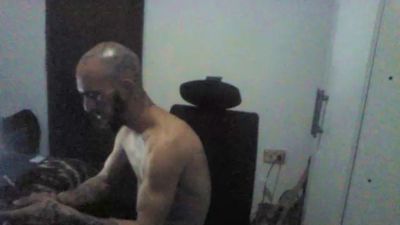 Bjamin live cam on Cam4