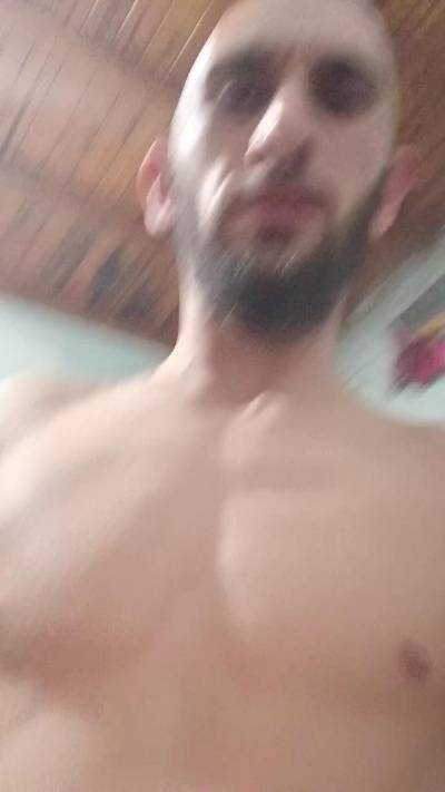 Bjamin live cam on Cam4