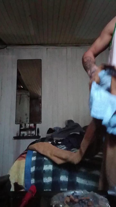 Bjamin live cam on Cam4