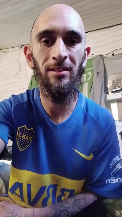 Bjamin live cam on Cam4