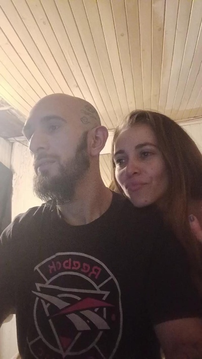 Bjamin live cam on Cam4