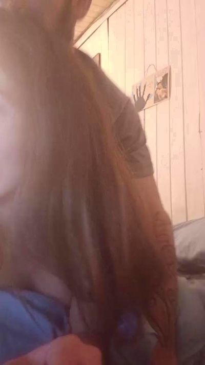 Bjamin live cam on Cam4
