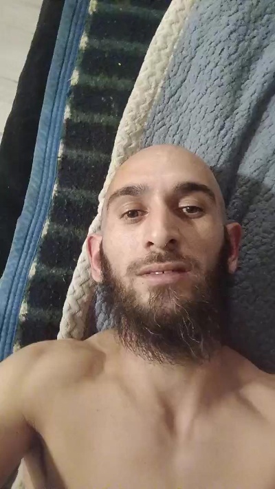 Bjamin live cam on Cam4