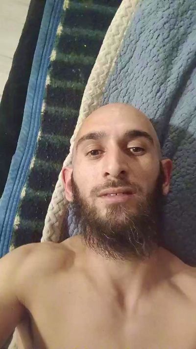 Bjamin live cam on Cam4