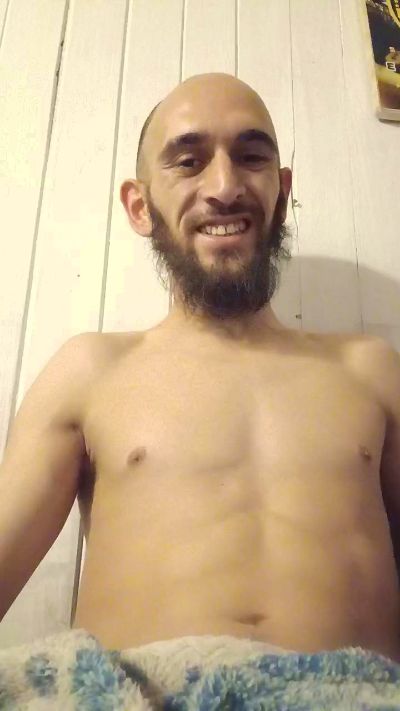 Bjamin live cam on Cam4