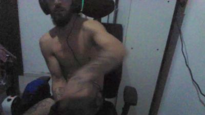 Bjamin live cam on Cam4
