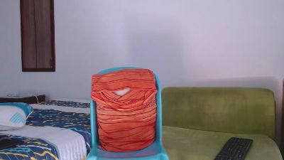 BlackNikes live cam on Cam4