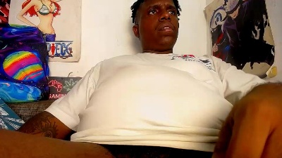 BlackRunning22 live cam on Cam4