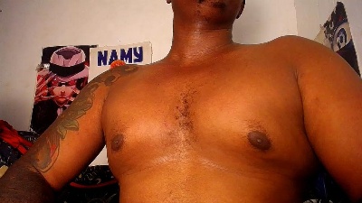BlackRunning22 live cam on Cam4