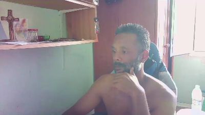Black_Man86 live cam on Cam4