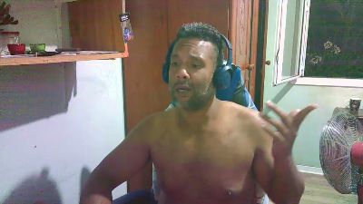 Black_Man86 live cam on Cam4