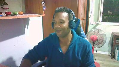 Black_Man86 live cam on Cam4