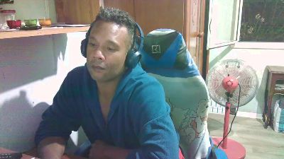 Black_Man86 live cam on Cam4