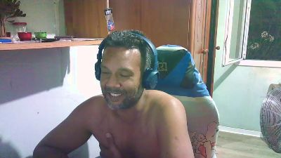Black_Man86 live cam on Cam4