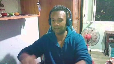 Black_Man86 live cam on Cam4