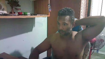 Black_Man86 live cam on Cam4