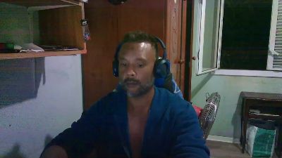 Black_Man86 live cam on Cam4
