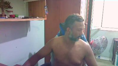 Black_Man86 live cam on Cam4