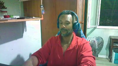 Black_Man86 live cam on Cam4