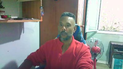 Black_Man86 live cam on Cam4