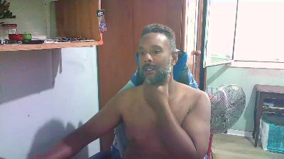Black_Man86 live cam on Cam4
