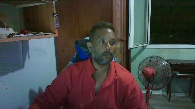 Black_Man86 live cam on Cam4