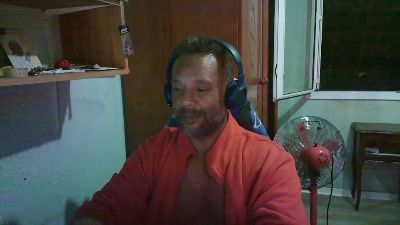 Black_Man86 live cam on Cam4