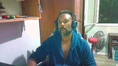 Black_Man86 live cam on Cam4