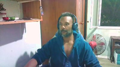 Black_Man86 live cam on Cam4