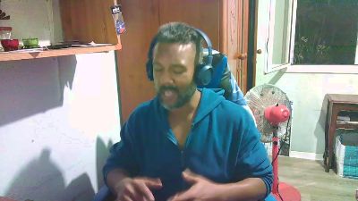 Black_Man86 live cam on Cam4