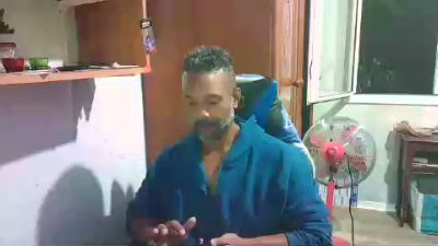 Black_Man86 live cam on Cam4