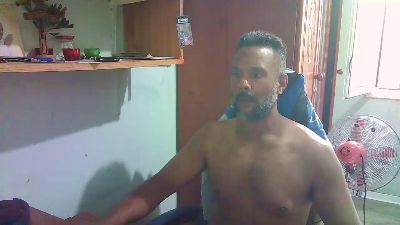 Black_Man86 live cam on Cam4