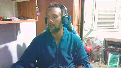Black_Man86 live cam on Cam4