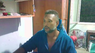 Black_Man86 live cam on Cam4